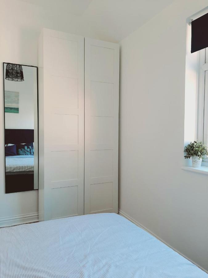 Cosy 1 Bedroom Apartment In The Heart Of Лландидно Экстерьер фото
